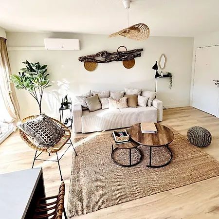 Modern 1 Bdr + Balcony + Free Parking + Ac + Pool Appartement
