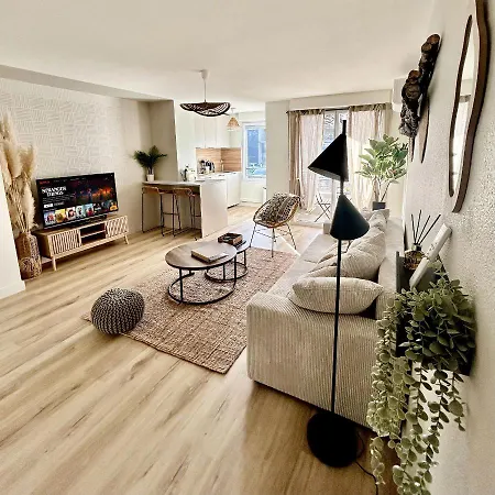 Appartement Modern 1 Bdr + Balcony + Free Parking + Ac + Pool
