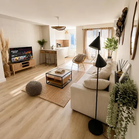 Moderne Et Cosy T2 - Parking&clim&piscine&balcon - Lyon 25 Min Apartment L'Isle-d'Abeau
